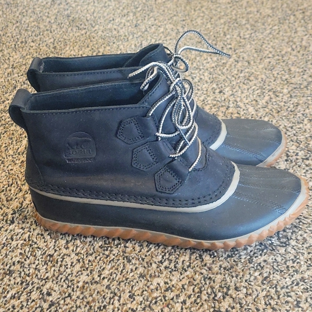 Sorel In & Out Boots